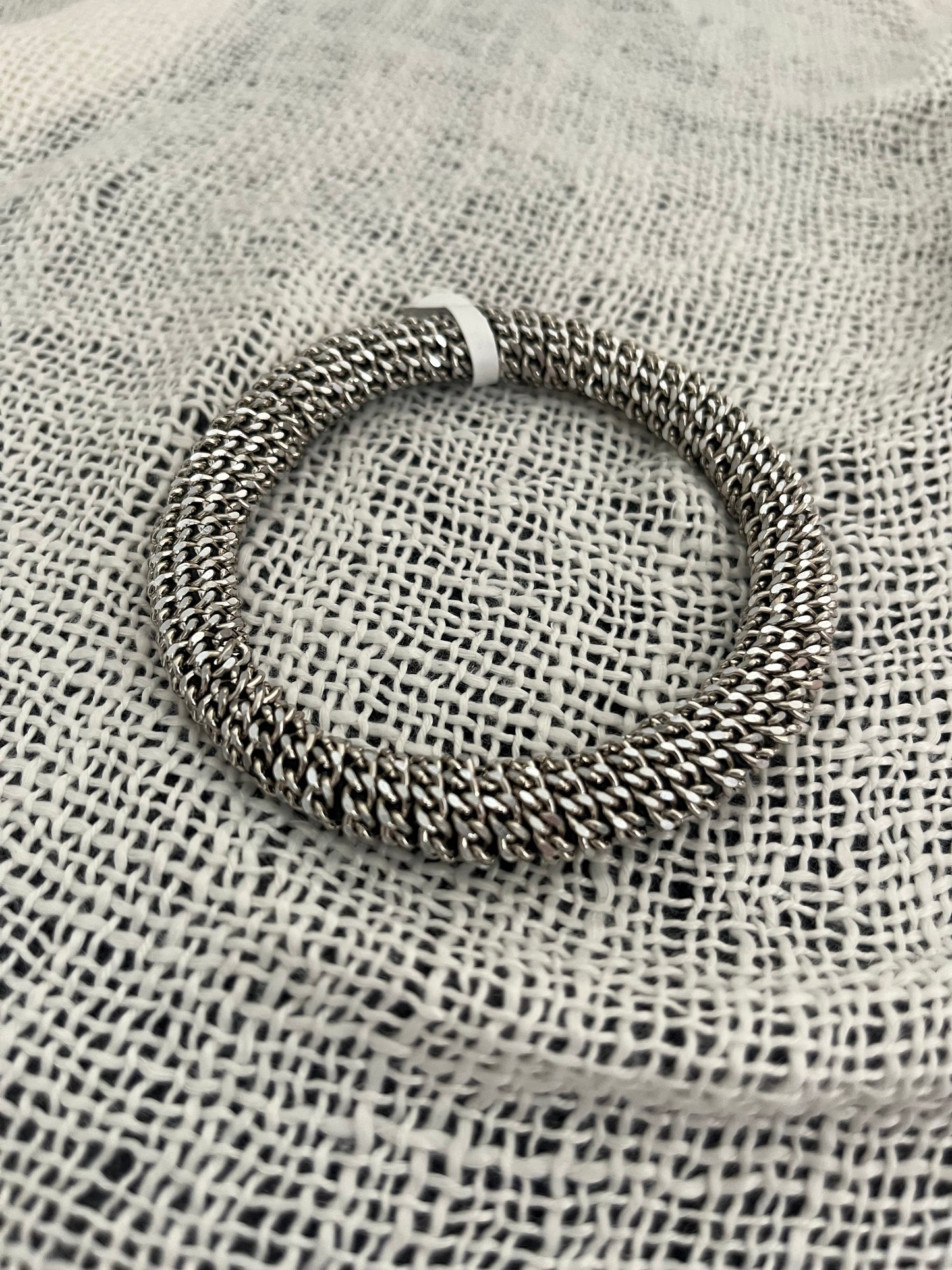 BE Round Bracelet