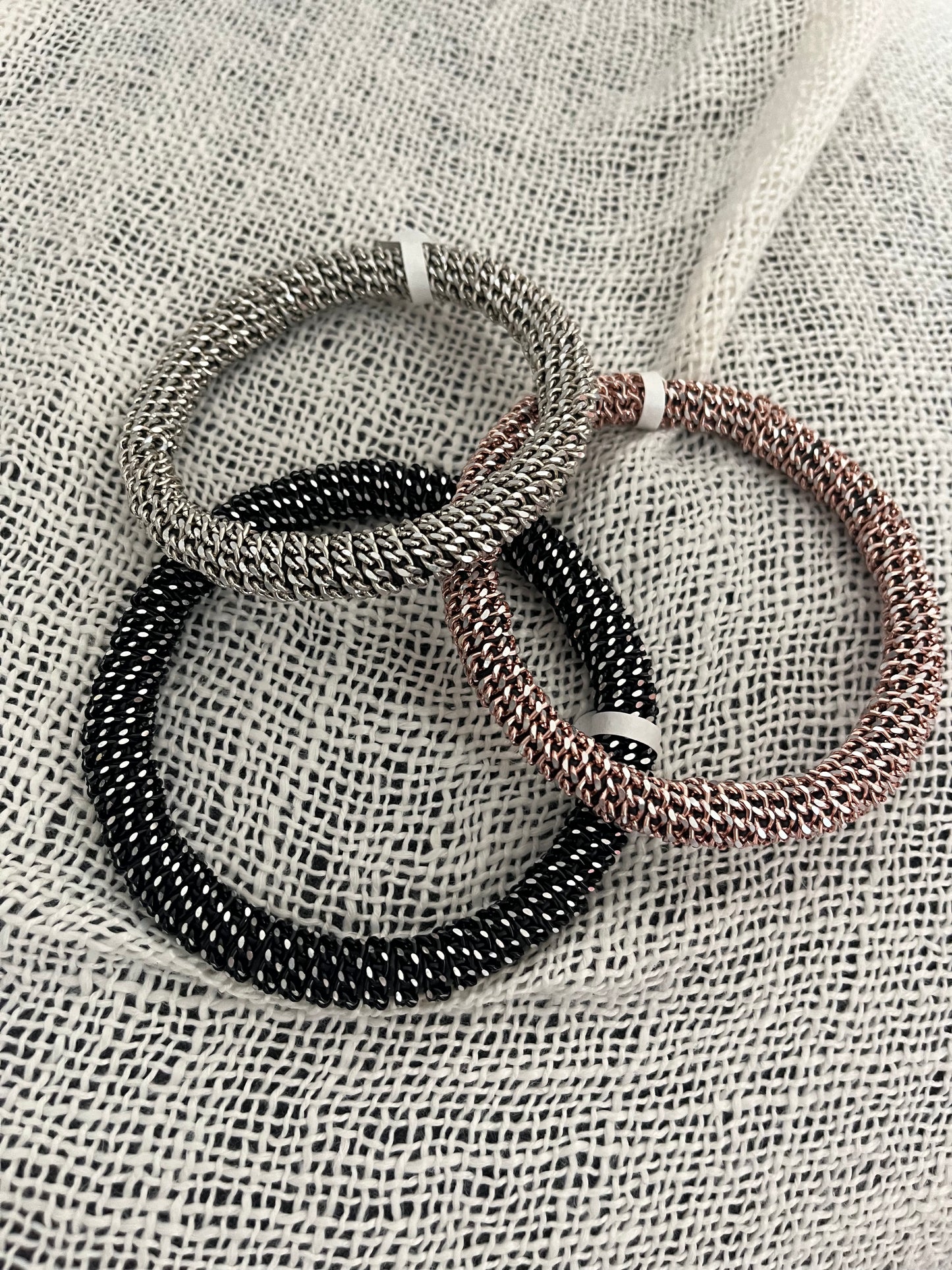 BE Round Bracelet