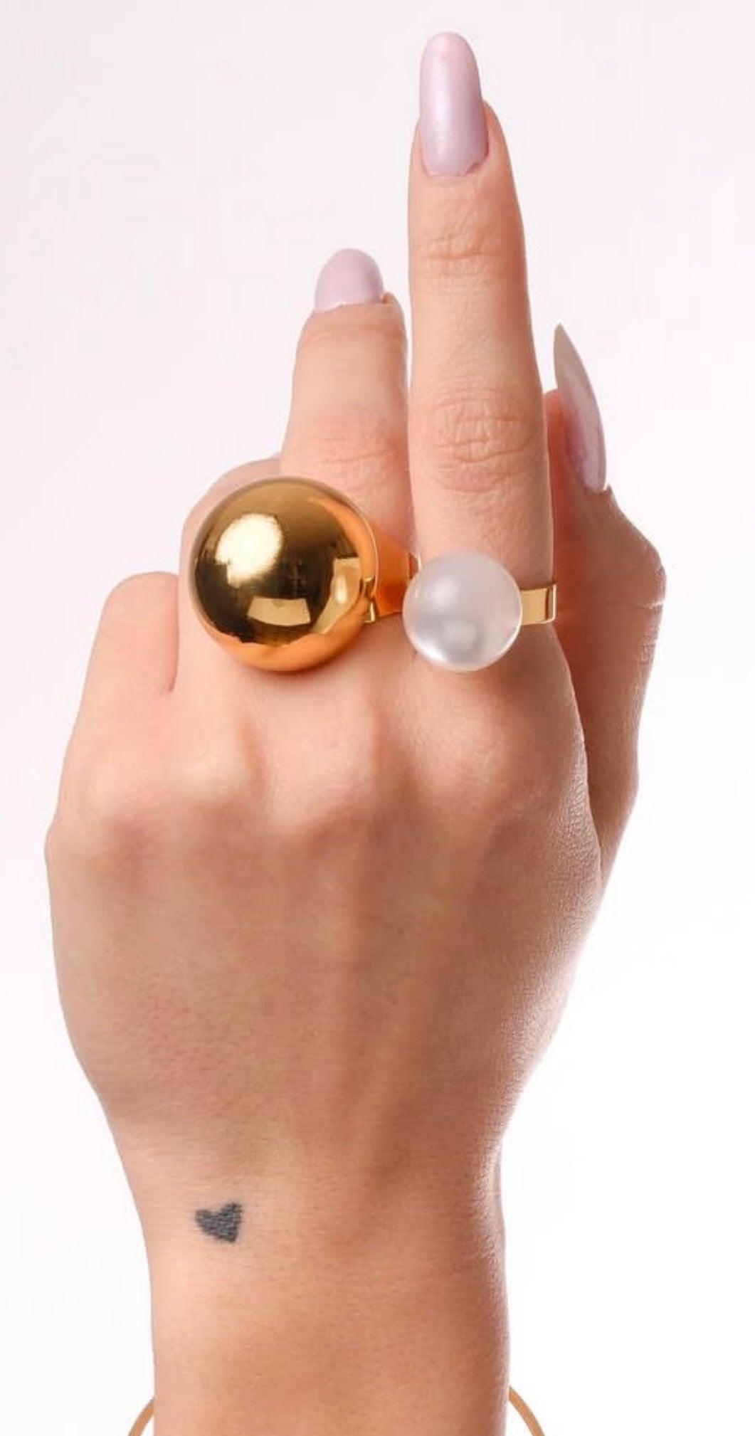 Antura Mini Balloon Ring - White Pearly