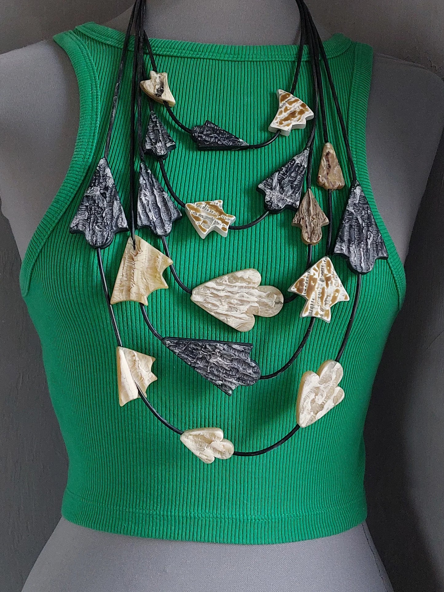 EM Noodles The Rock Necklace