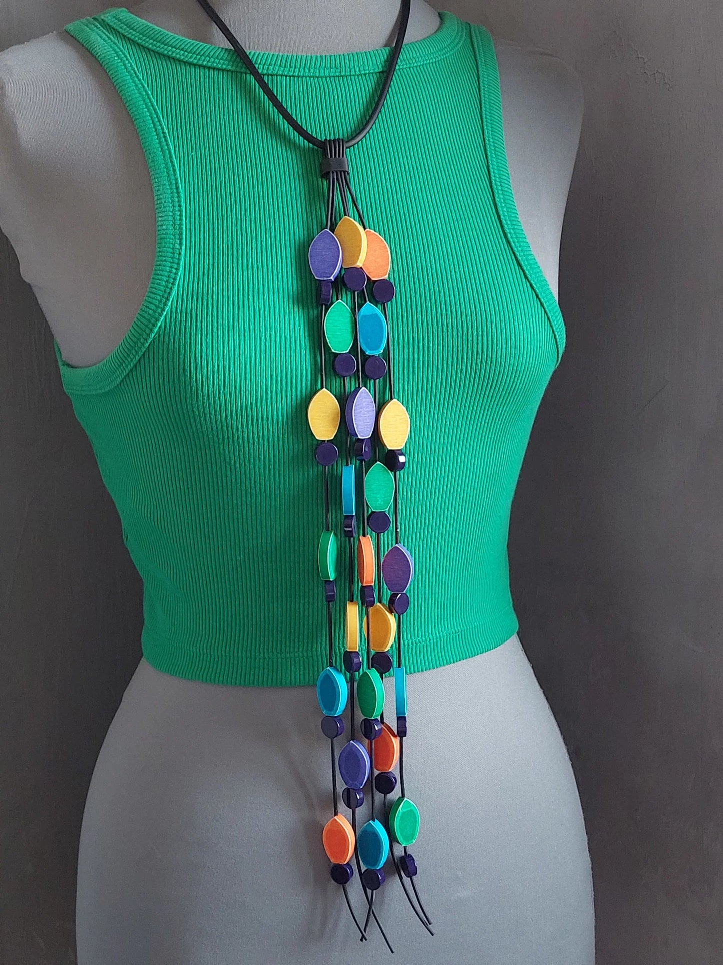 EM Pendolo Boat Necklace