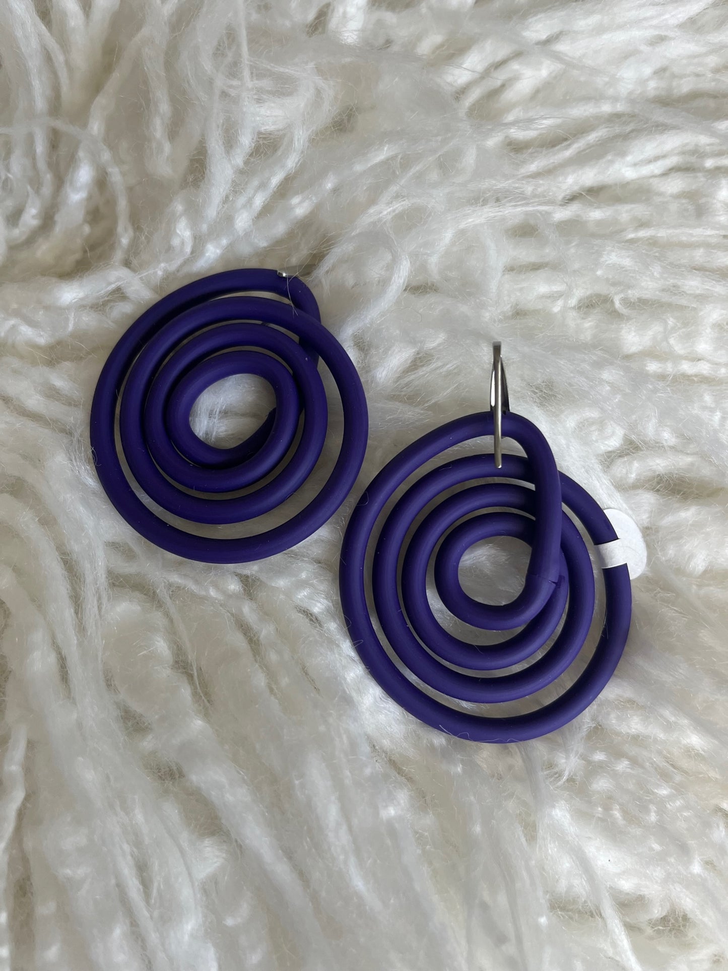 EM Earring Simple