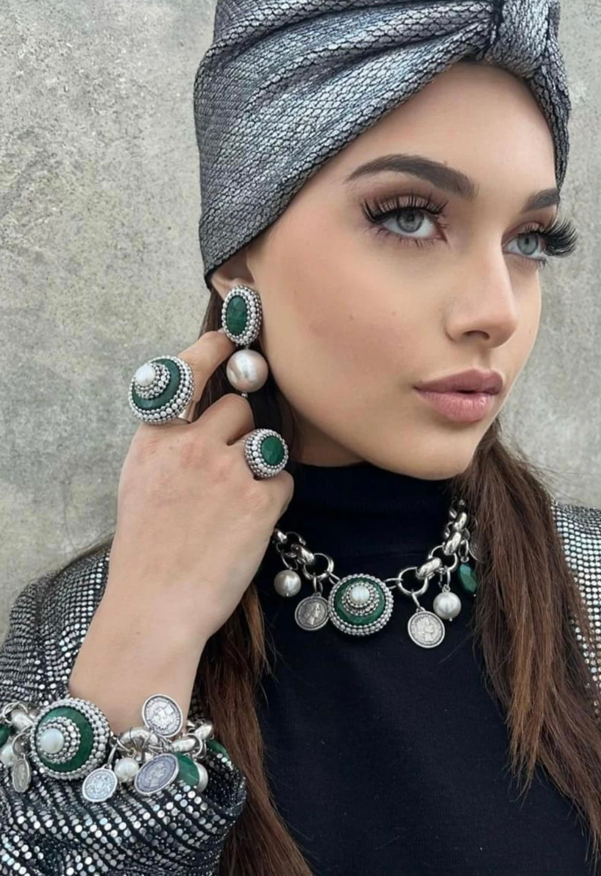 BE Green and Pearls Necklace