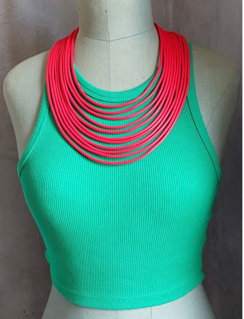 EM Necklace Simple