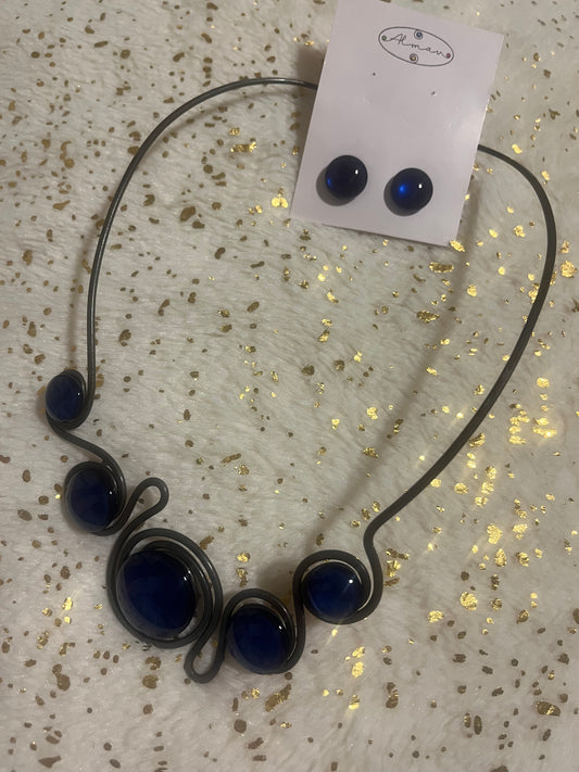 ArtGio Necklace Set