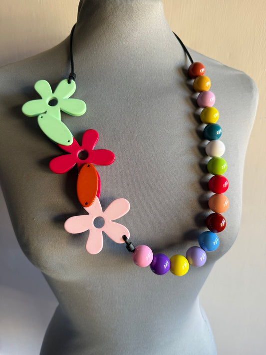 EM Escalation Flowers Necklace