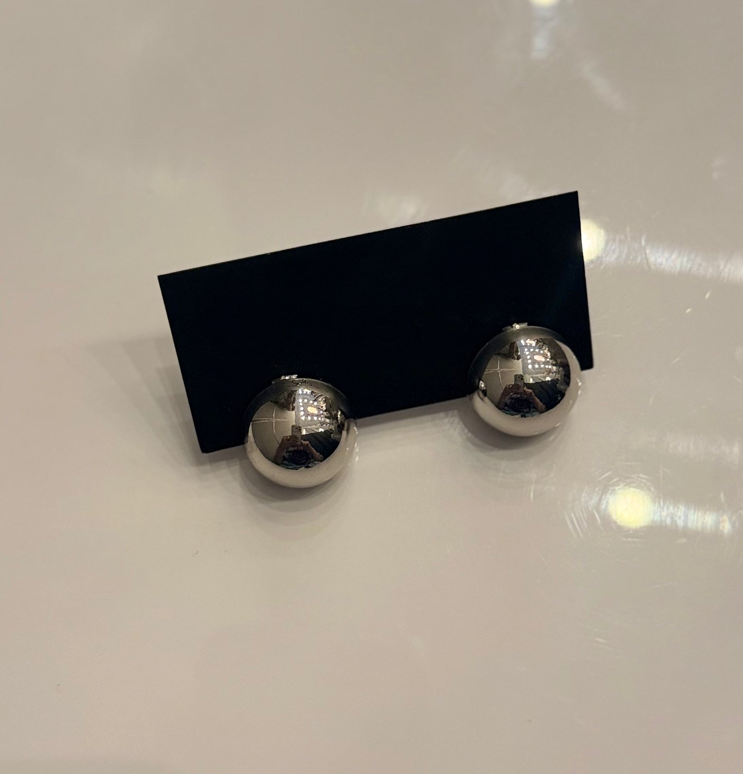 Antura Spacey Earrings - M