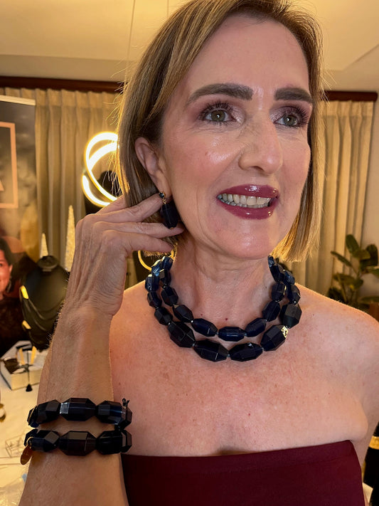 Antura Spotlight Necklace